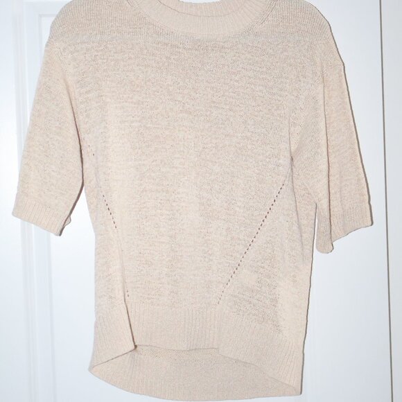 NEW Banana Republic Beige Short Sleeve Knit Sweater XS - Picture 5 of 8